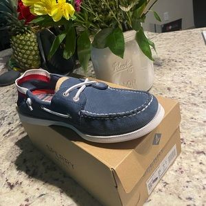 Sperrys worn once moving sale must go!